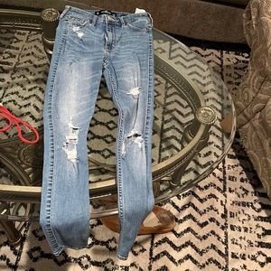 Hollister jeans